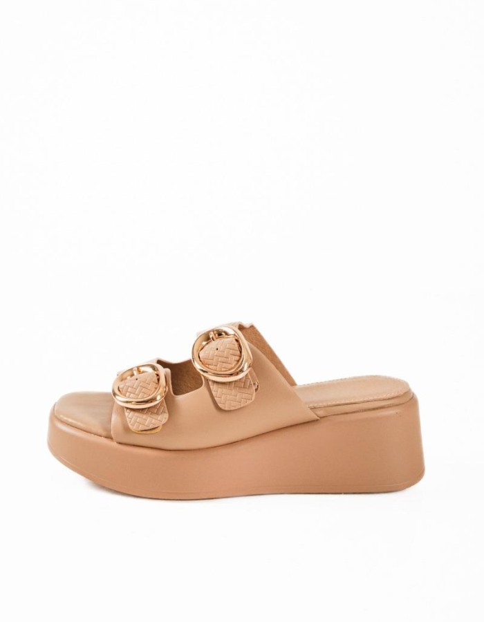 Γυναικεία flatforms με δύο φάσες και ανάγλυφο σχέδιο σε μπεζ χρώμα