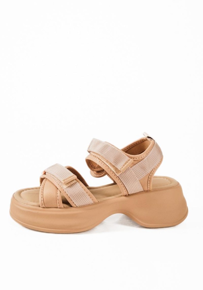 Sporty tracksole sandals με velcro σε μπεζ απόχρωση