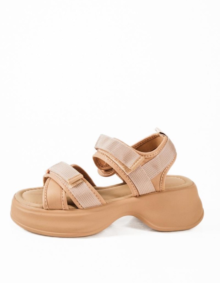 Sporty tracksole sandals με velcro σε μπεζ απόχρωση