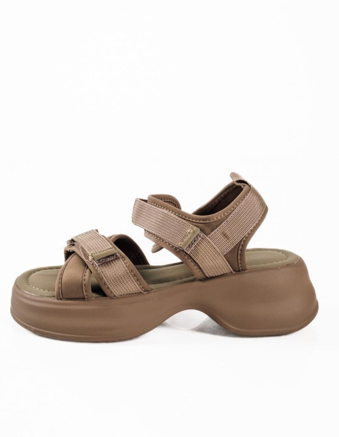 Sporty tracksole sandals με velcro σε λαδί απόχρωση