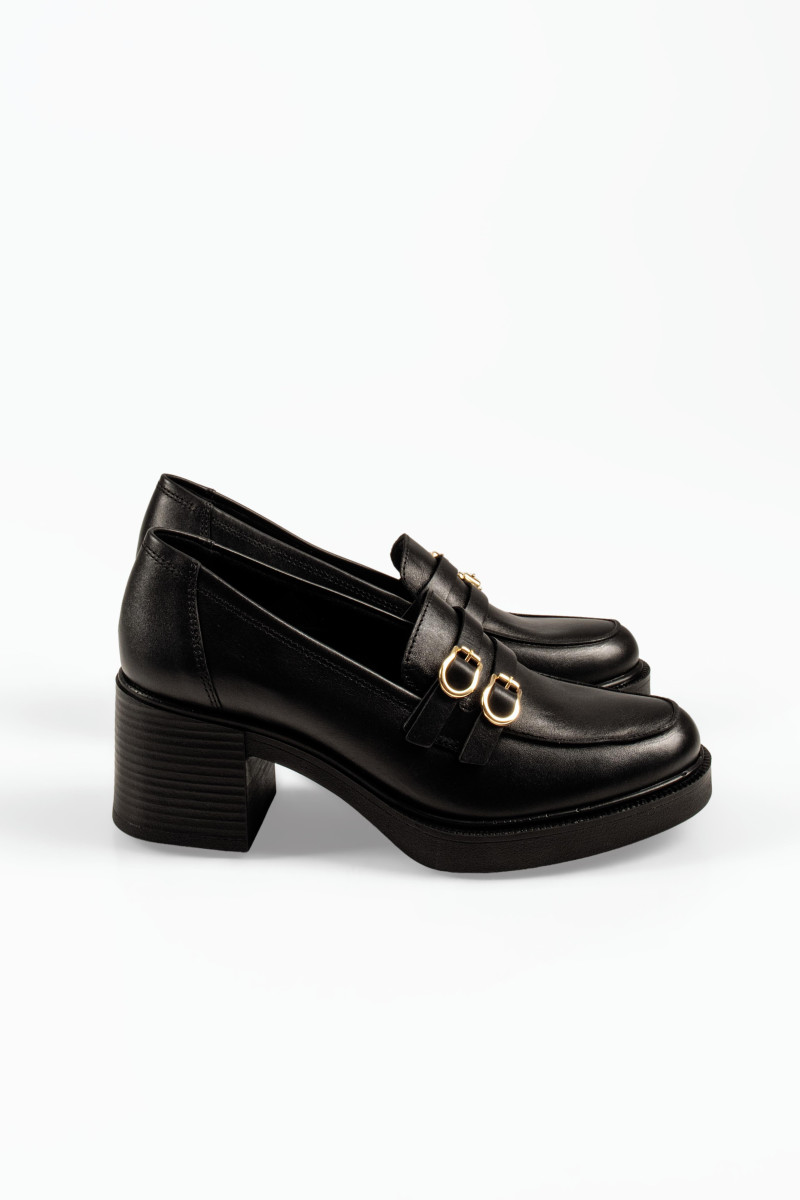Ragazza μαύρα γυναικείa loafers με χοντρό τακούνι και διακοσμητικά ζωνάκια