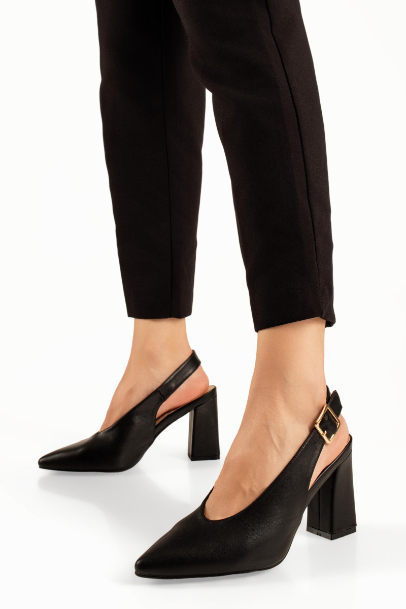 Γυναικείες slingback γόβες μαύρες με αγκράφα και χοντρό τακούνι