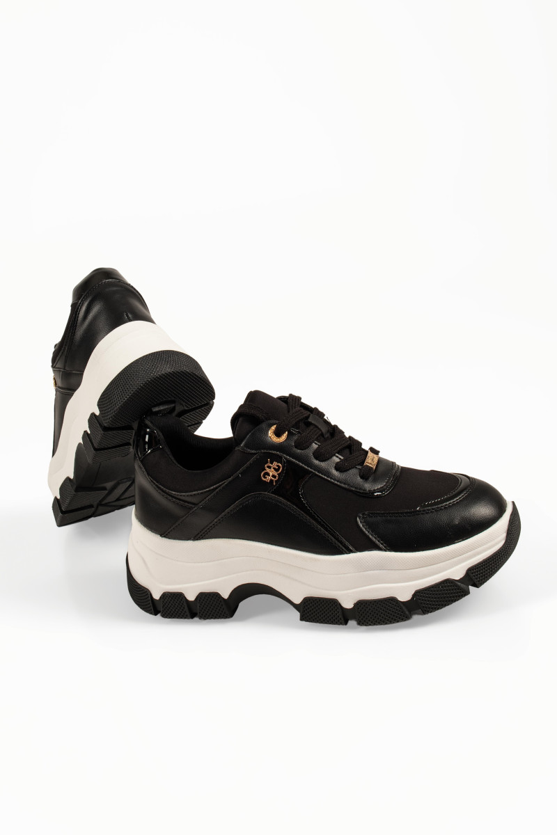 Chunky γυναικεία μαύρα sneakers με χρυσές λεπτομέρειες