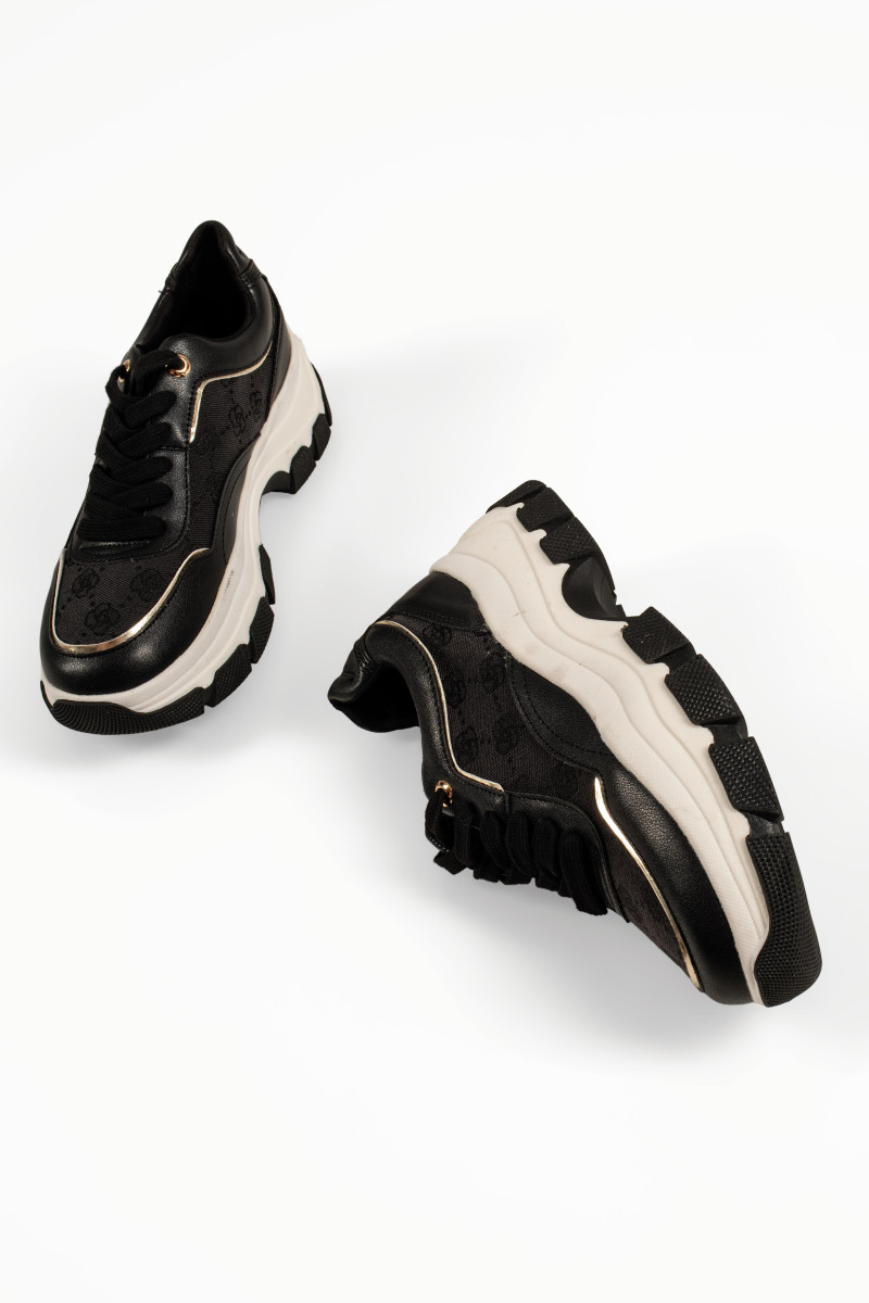 Chunky γυναικεία μαύρα sneakers με δίχρωμη σόλα