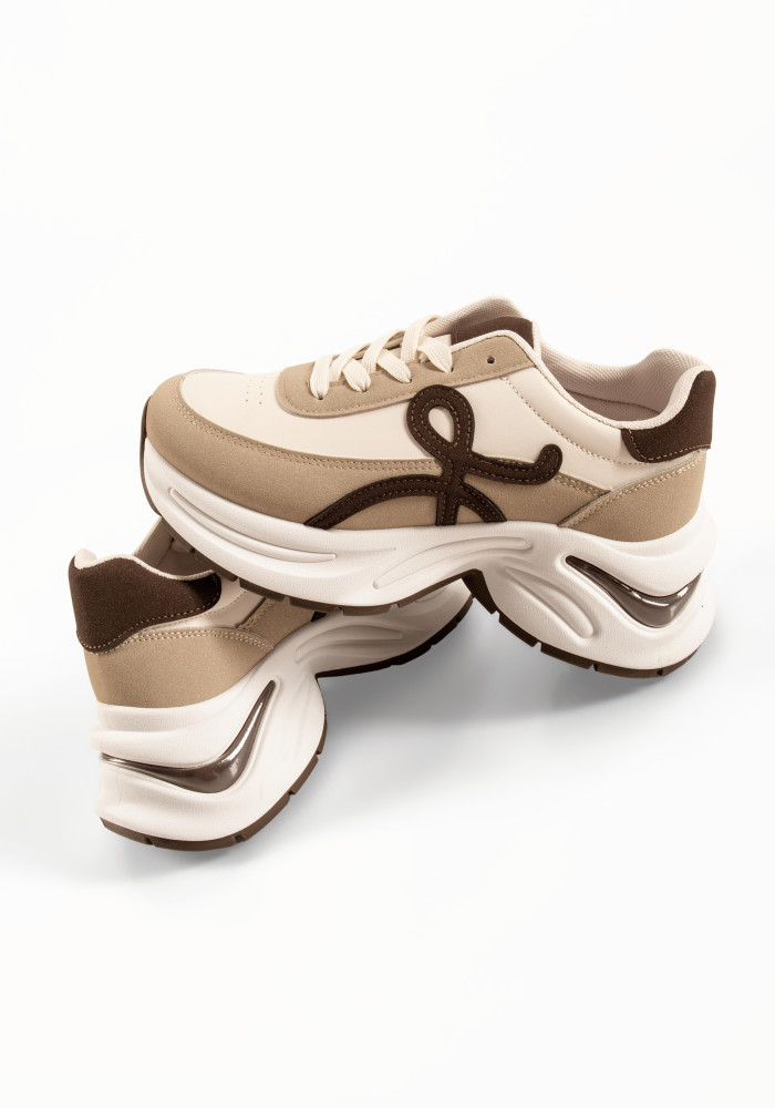 Μπεζ γυναικεία sneakers με καφέ πλαϊνό σχέδιο