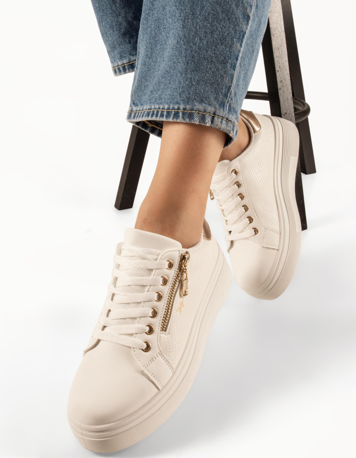 Δίσολα γυναικεία tennis sneakers λευκά με σαμπανί λεπτομέρειες