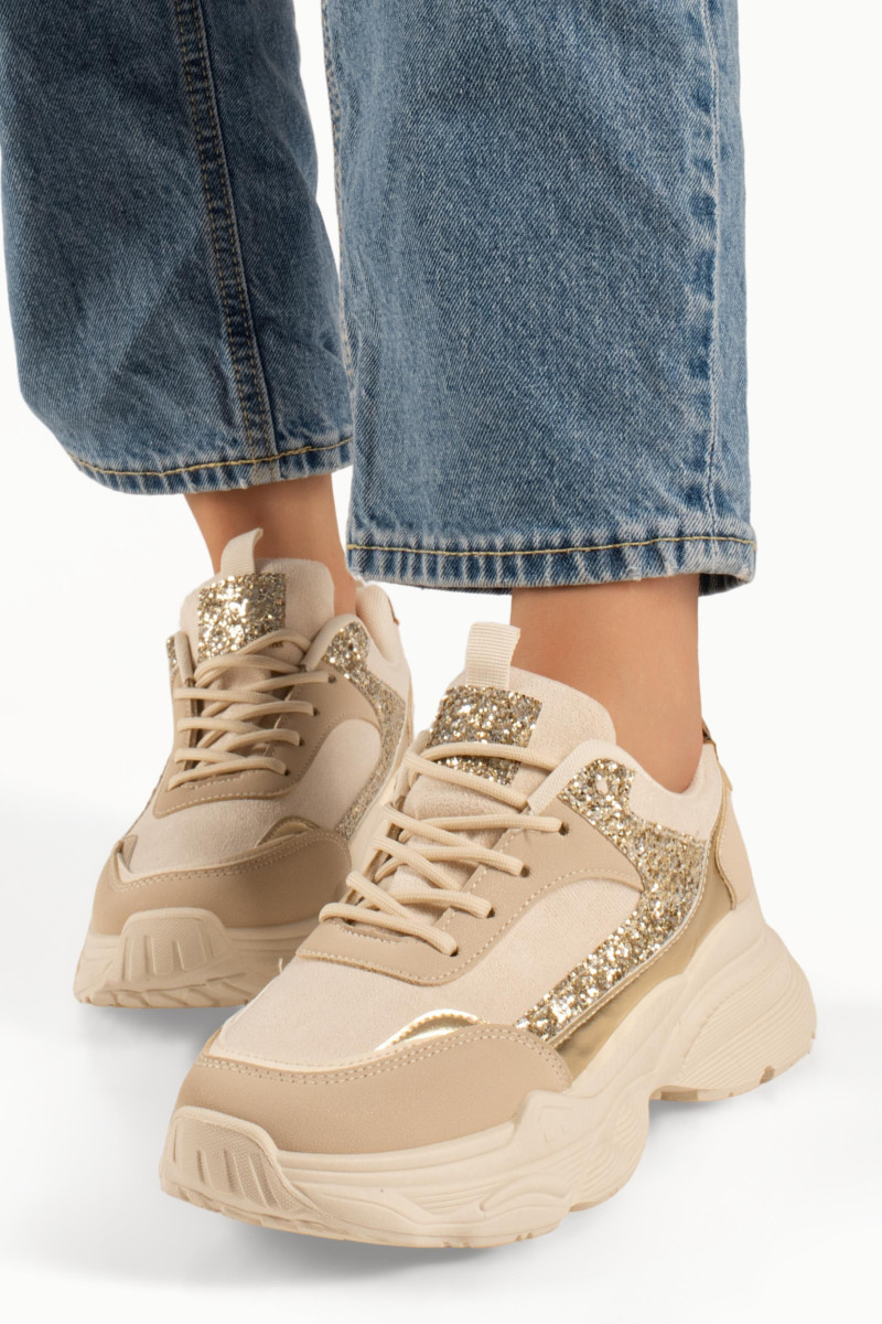 Γυναικεία μπεζ chunky sneakers με λεπτομέρειες glitter