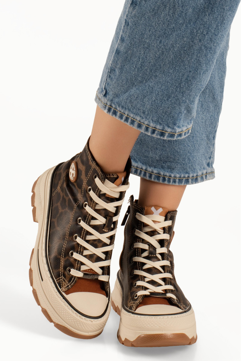 Refresh γυναικεία μποτάκια sneakers καφέ λεοπάρ με φερμουάρ και κορδόνια