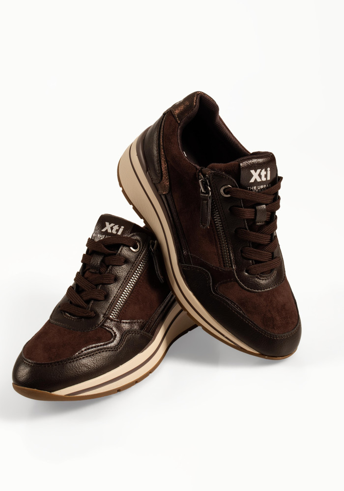 Xti καφέ γυναικεία sneakers με πλατφόρμα και εξωτερικό φερμουάρ