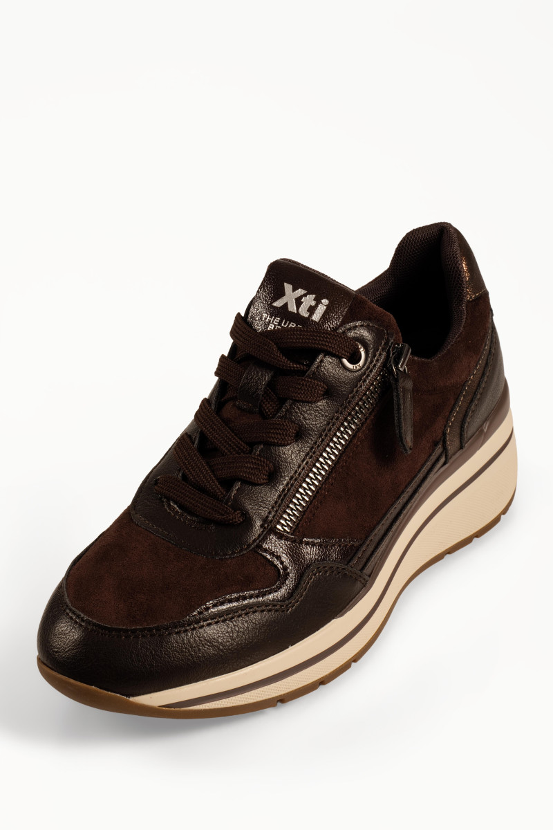 Xti καφέ γυναικεία sneakers με πλατφόρμα και εξωτερικό φερμουάρ