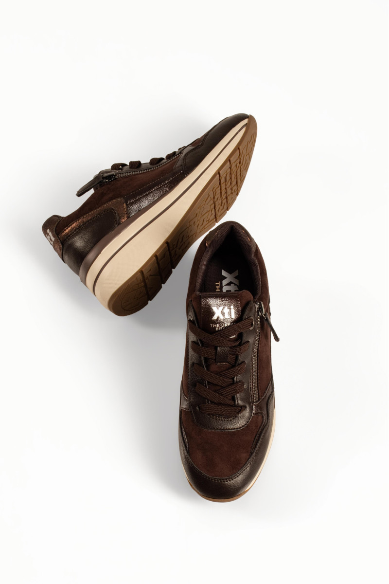 Xti καφέ γυναικεία sneakers με πλατφόρμα και εξωτερικό φερμουάρ