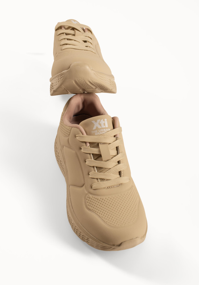 Xti μπεζ γυναικεία sneakers με χοντρή,ανάγλυφη σόλα