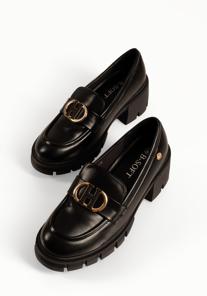 B-Soft μαύρα γυναικεία loafers με τακούνι και αγκράφα