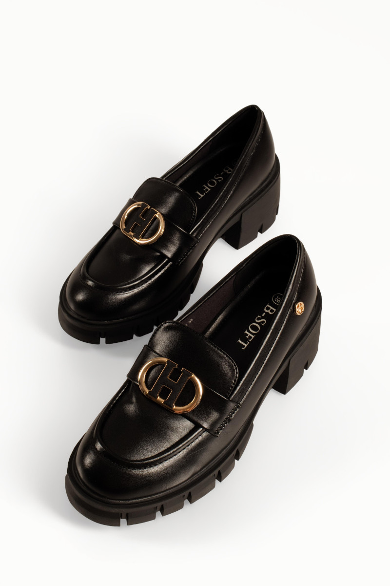 B-Soft μαύρα γυναικεία loafers με τακούνι και αγκράφα