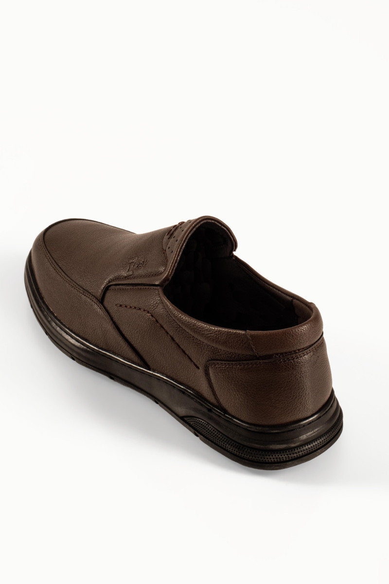 Zak καφέ ανδρικά slip-on με διακριτικές ραφές