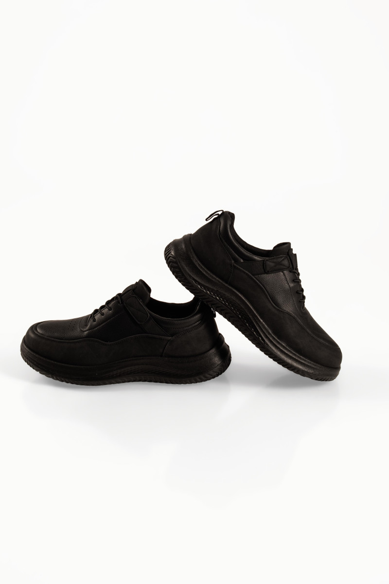 Zak ανδρικά μαύρα slip-on sneakers με φαρδιά σόλα