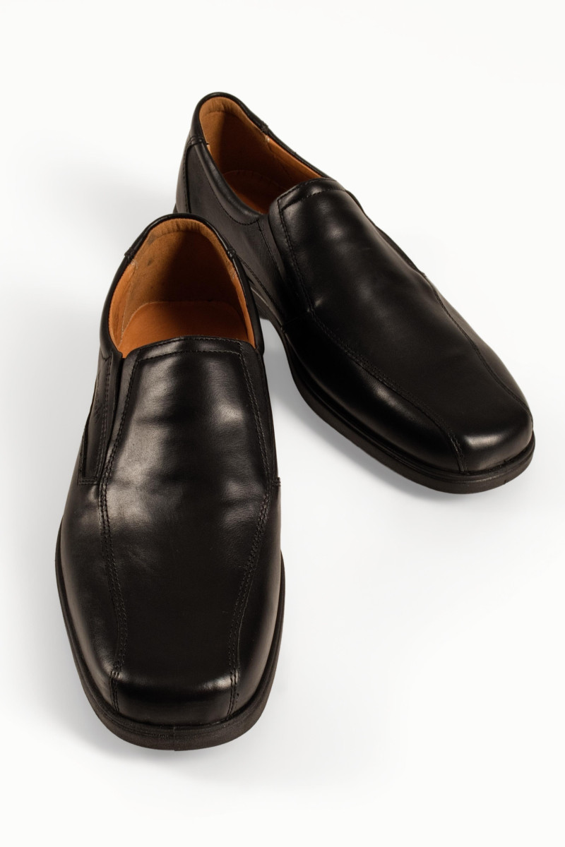 Boxer ανδρικά μαύρα δερμάτινα slip-on με χαμηλή σόλα