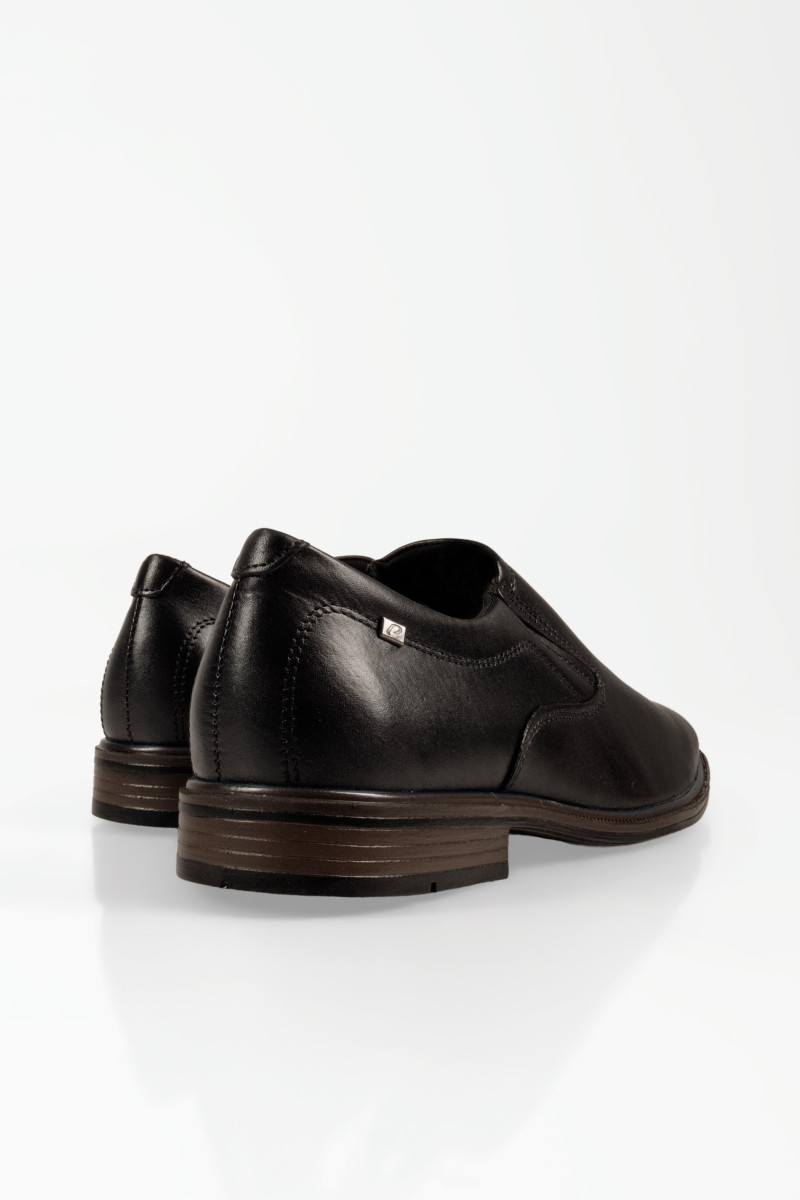Pegada μαύρα ανδρικά δερμάτινα παπούτσια slip-on για επίσημο στυλ
