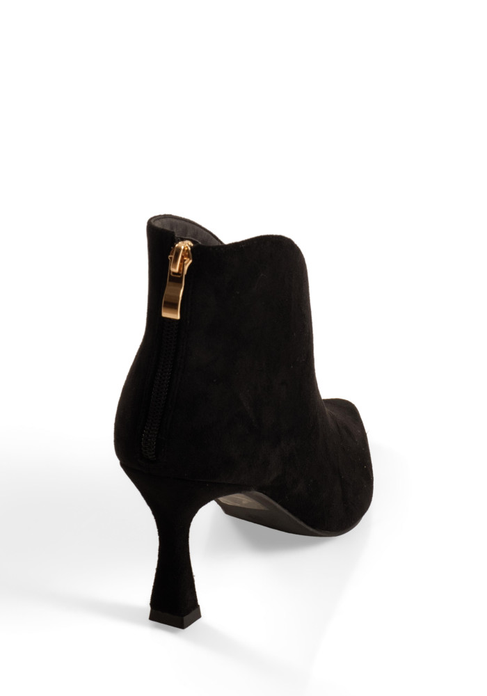 Σουέτ μαύρα γυναικεία ankle boots με φερμουάρ στο πίσω μέρος