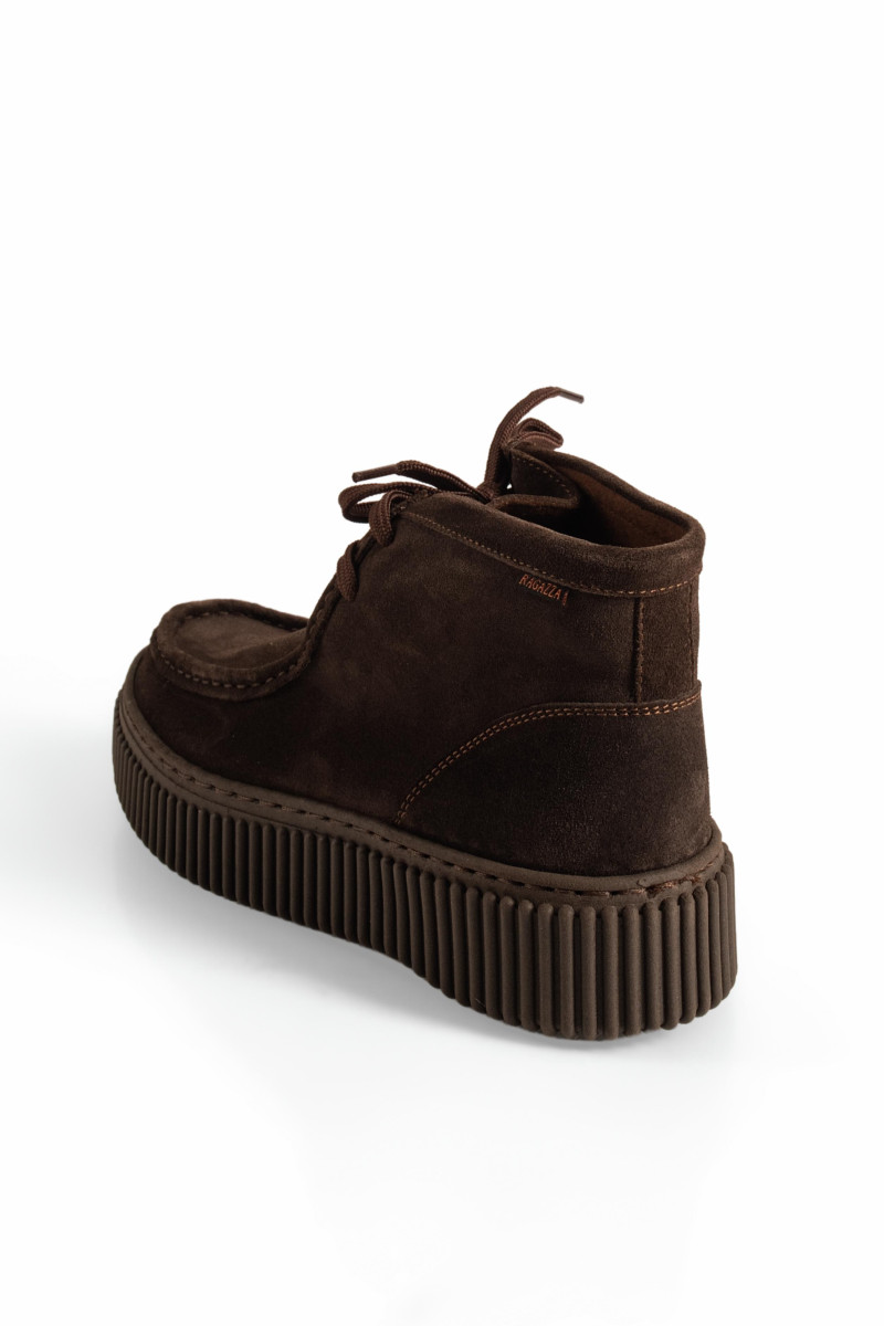 Ragazza δερμάτινα γυναικεία Lace-Up μποτάκια σε καφέ χρώμα
