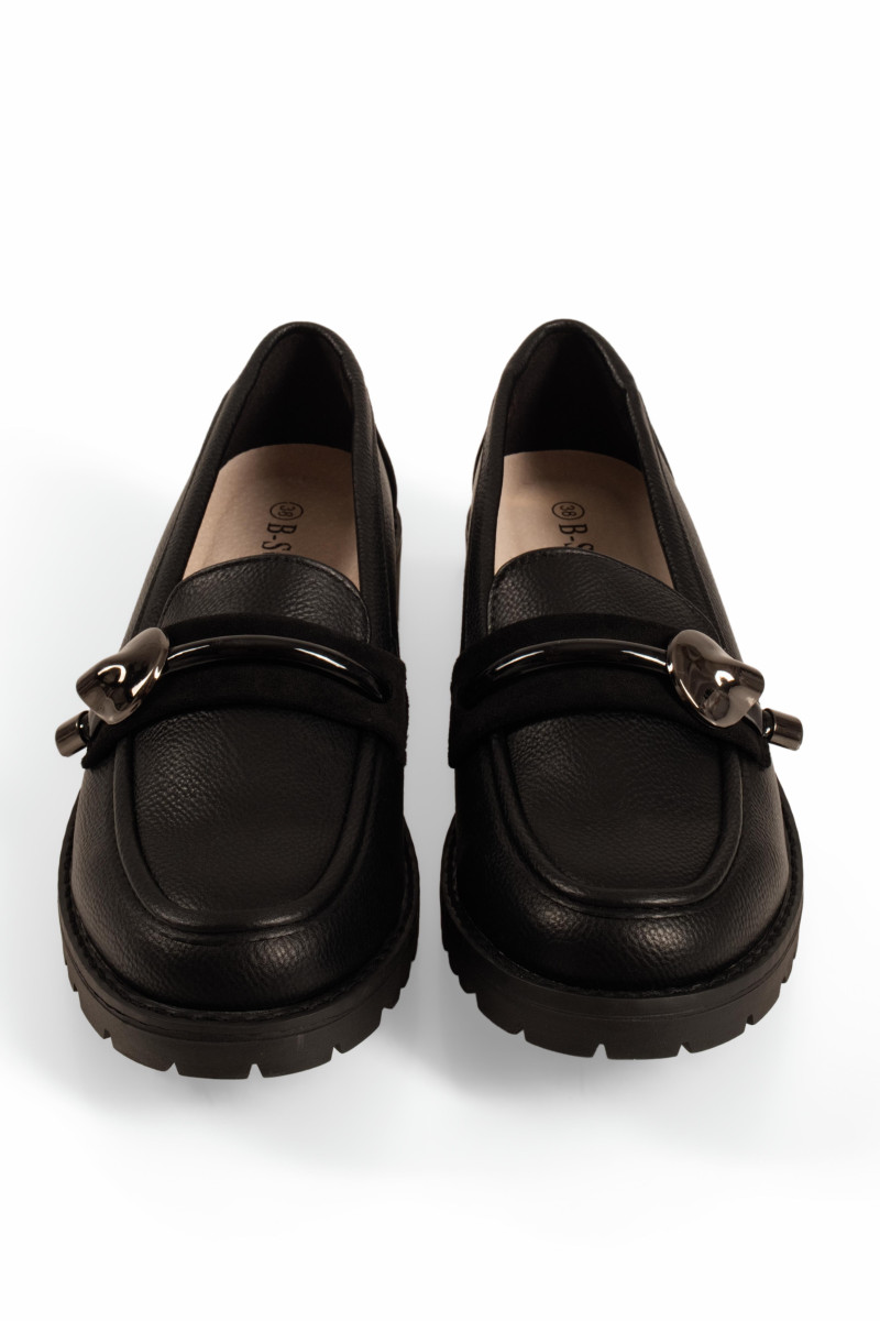 B-Soft μαύρα γυναικεία loafers με μεταλλική λεπτομέρεια μπροστά