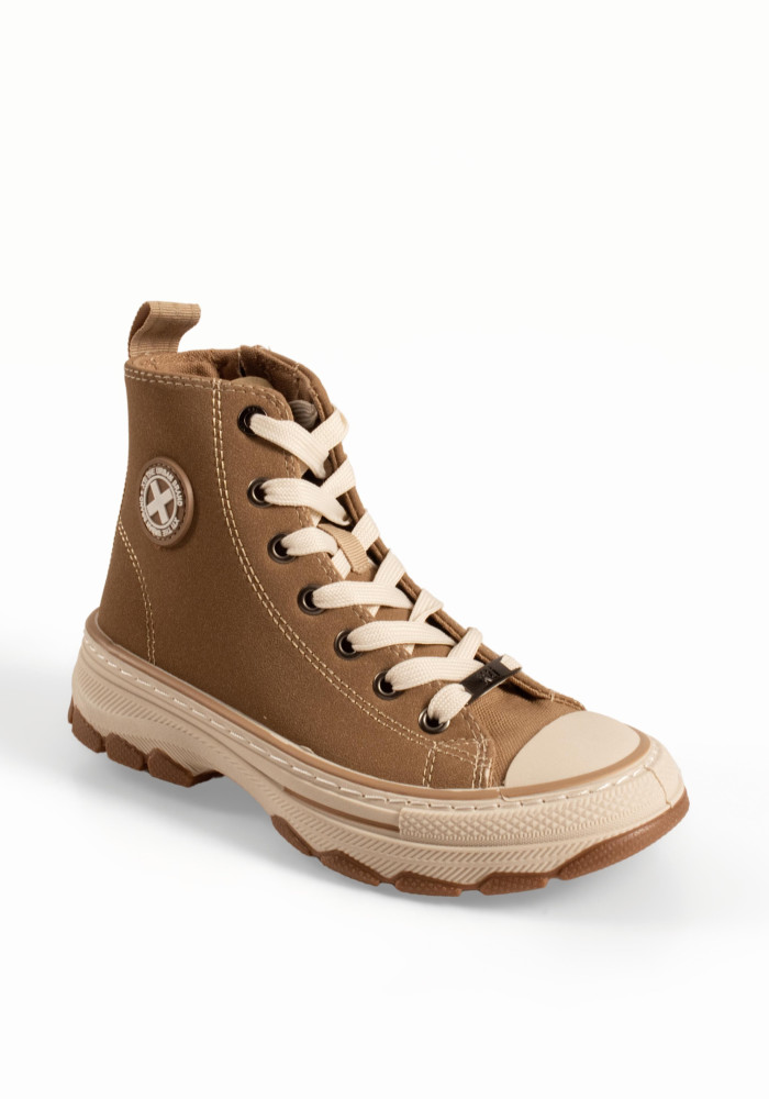 Xti chunky παιδικά sneakers μποτάκια με κορδόνια σε πούρο χρώμα