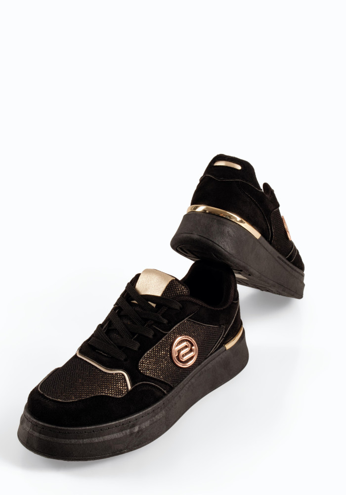 Zak γυναικεία sneakers μαύρα με χρυσές λεπτομέρειες και κορδόνια