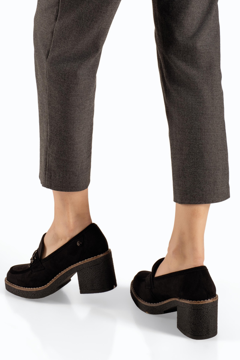 Zak μαύρα σουέτ γυναικεία loafers με κρεπ χοντρό τακούνι