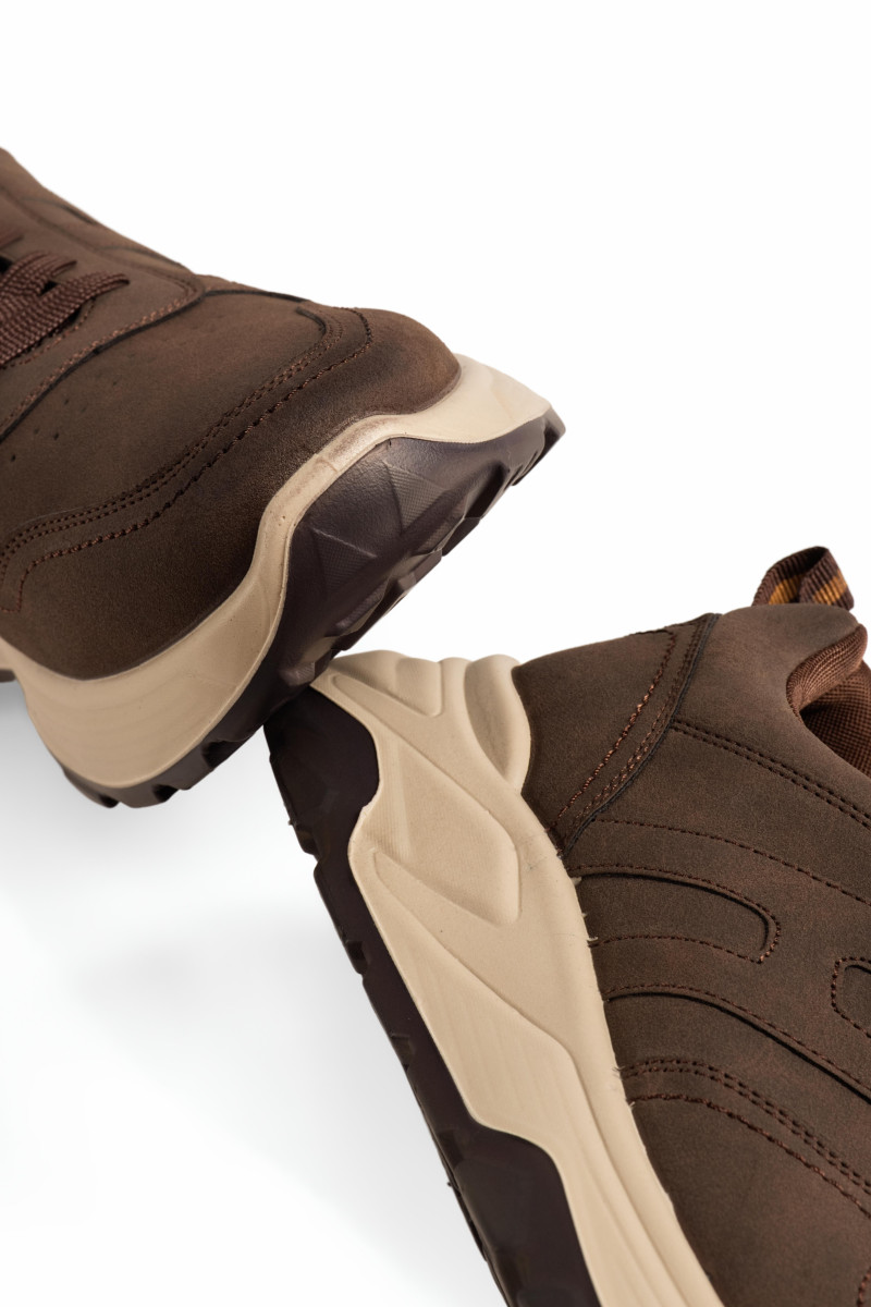 Zak καφέ ανδρικά sneakers με chunky σόλα και πλαϊνές ραφές