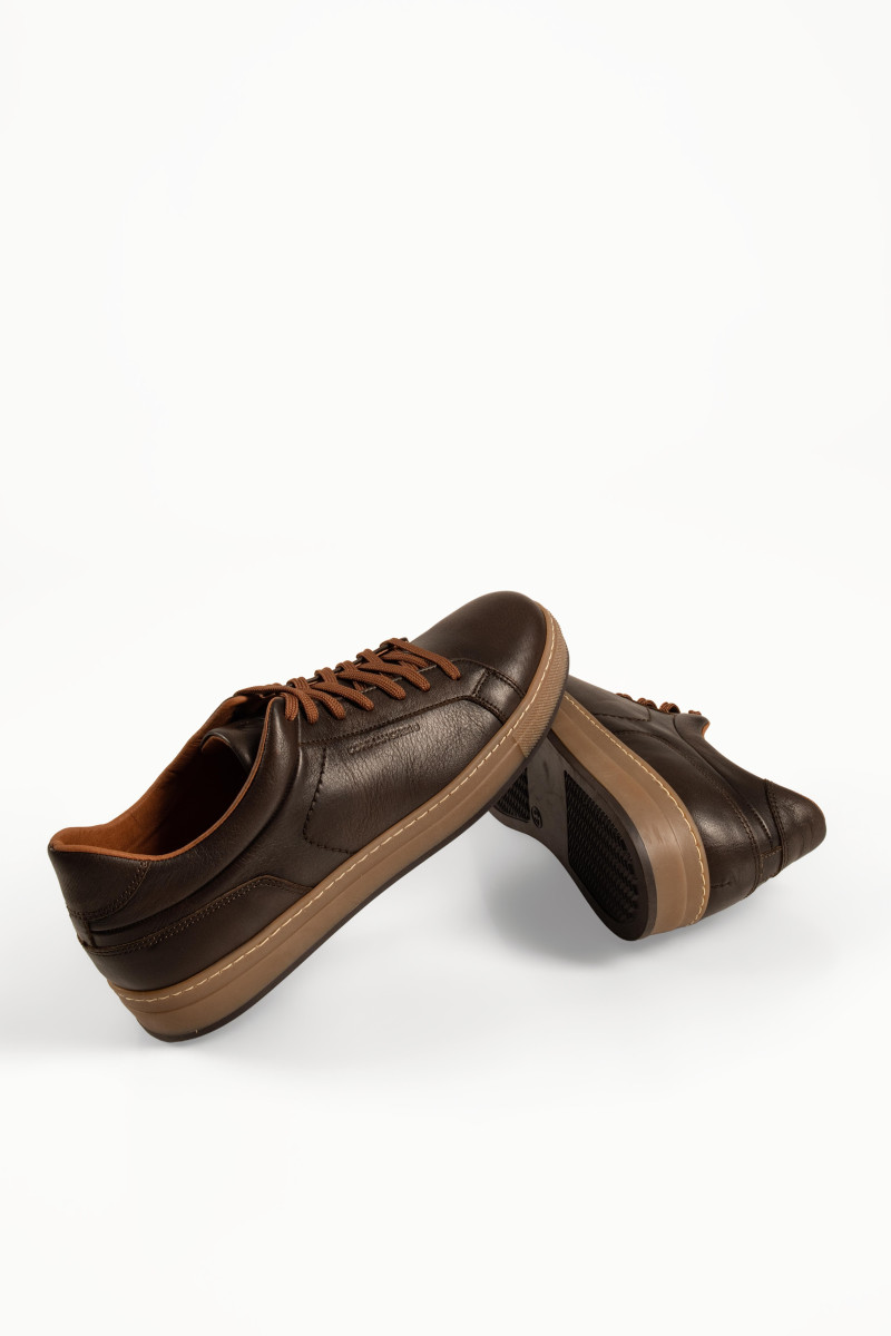 Commanchero καφέ δερμάτινα ανδρικά sneakers με ενισχυμένη σόλα και ραφές