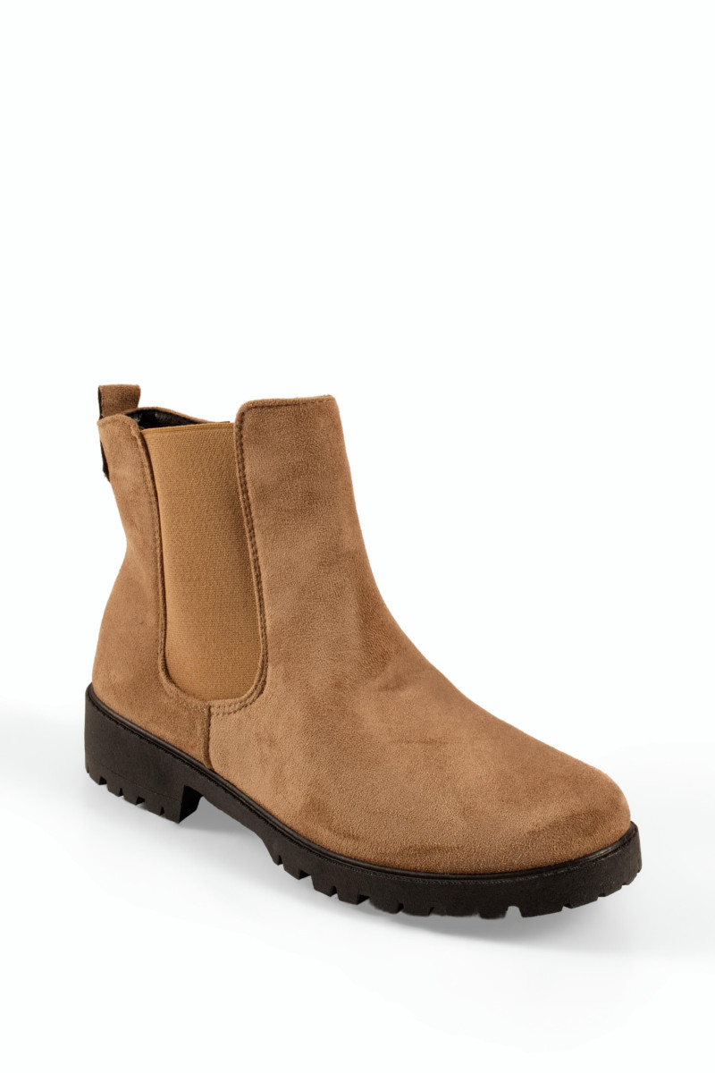 Γυναικεία μποτάκια suede Chelsea με τρακτερωτή σόλα σε πούρο χρώμα