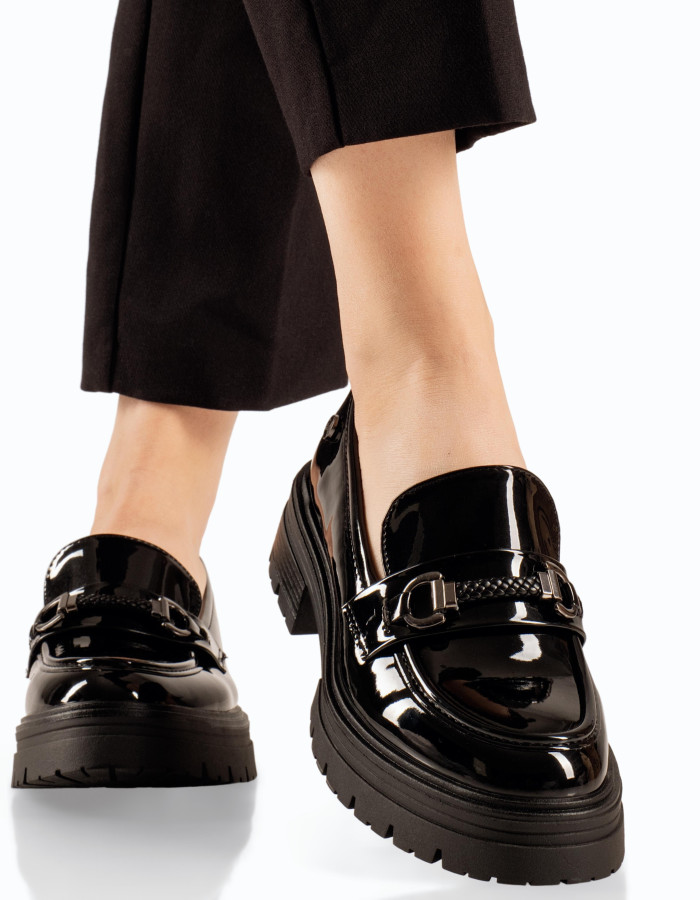 Zak λουστρίνι γυναικεία loafers μαύρα με πλεκτή λεπτομέρεια