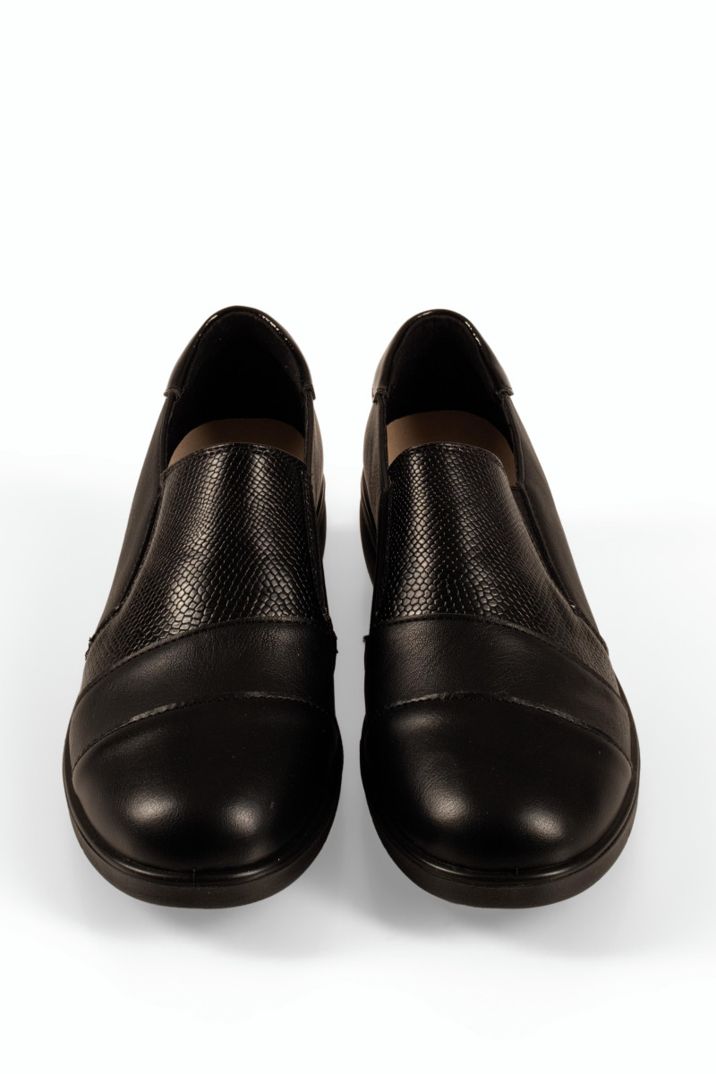 Zak γυναικεία παπούτσια μαύρα slip-on με κροκό λεπτομέρεια και λάστιχο