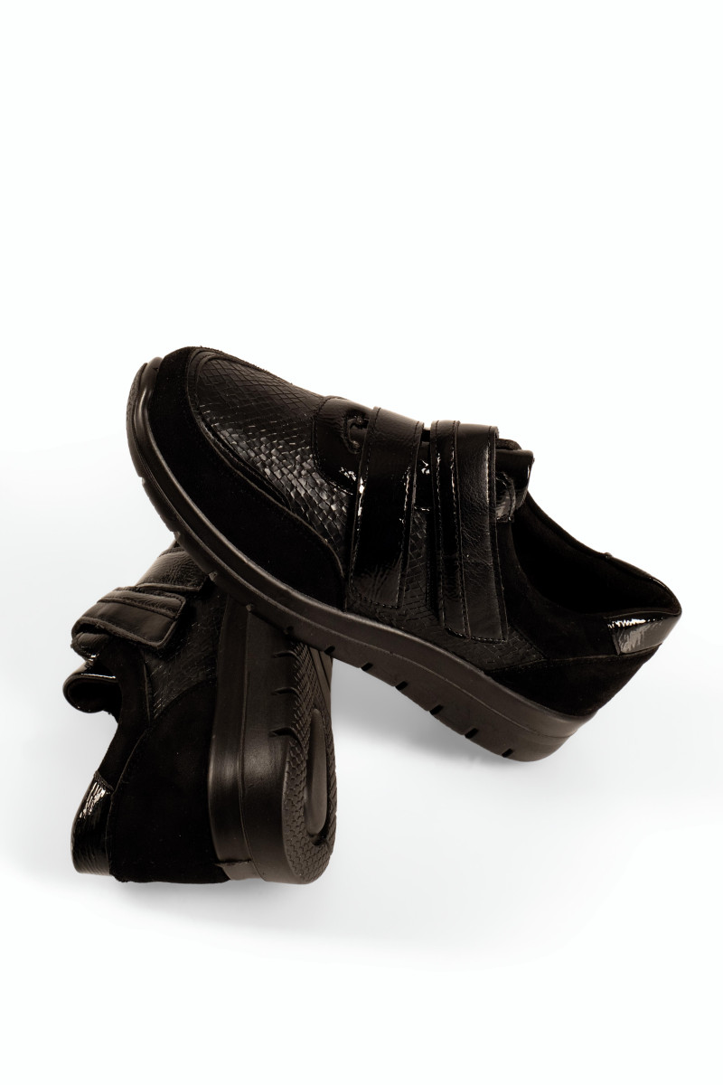 Zak γυναικεία ανατομικού τύπου sneakers μαύρα με διπλό αυτοκόλλητο