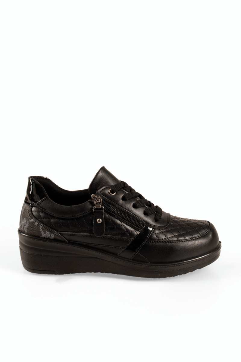 Zak γυναικεία casual sneakers μαύρα με καπιτονέ σχέδιο και πλατφόρμα
