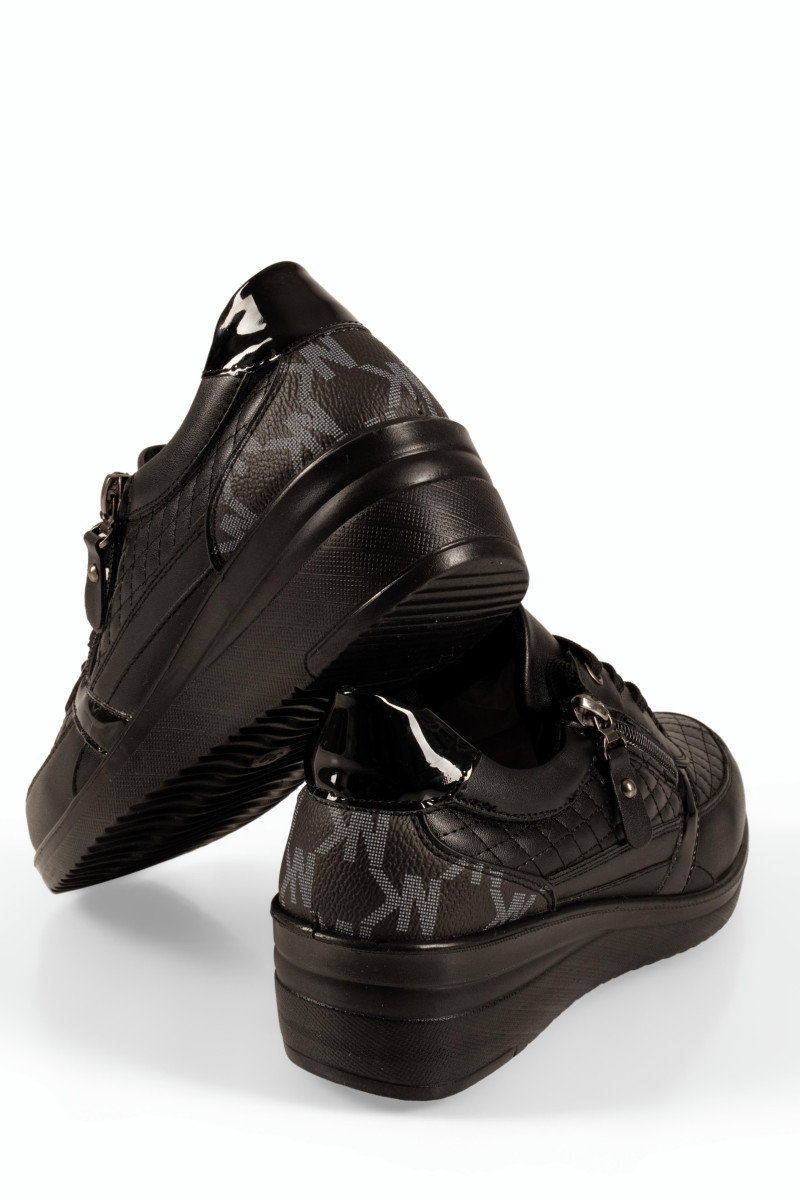 Zak γυναικεία casual sneakers μαύρα με καπιτονέ σχέδιο και πλατφόρμα