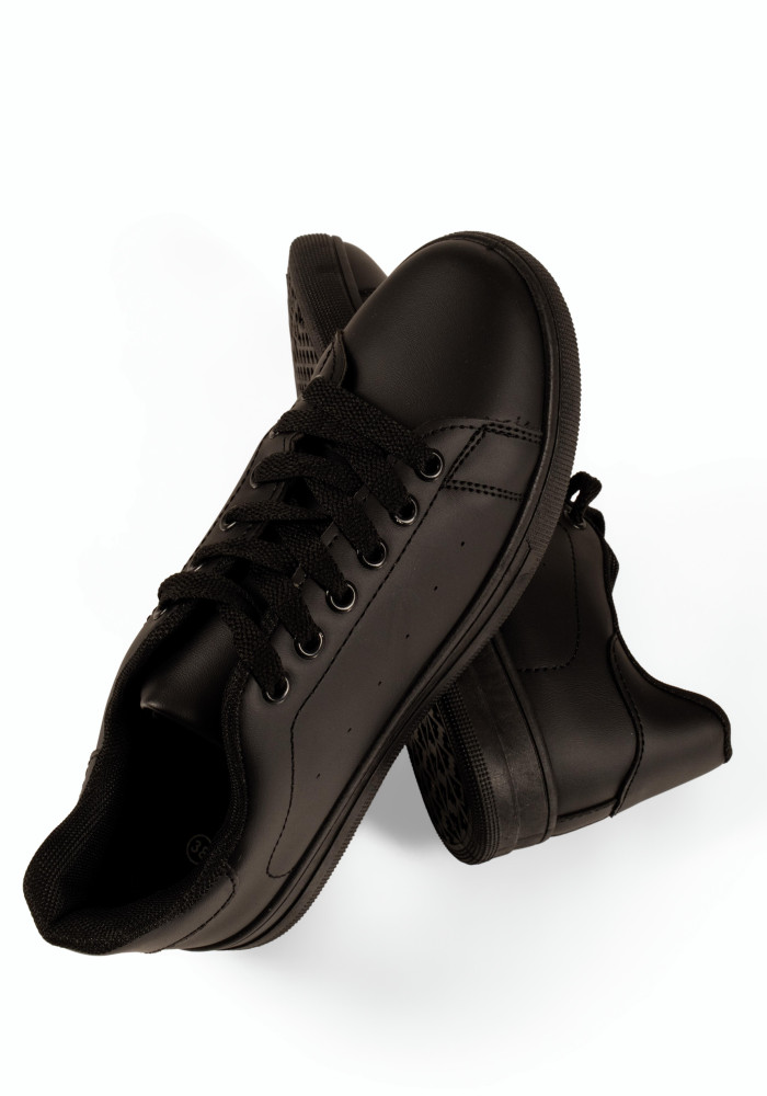 Unisex sneakers μαύρα με κορδόνια και διάτρητες λεπτομέρειες