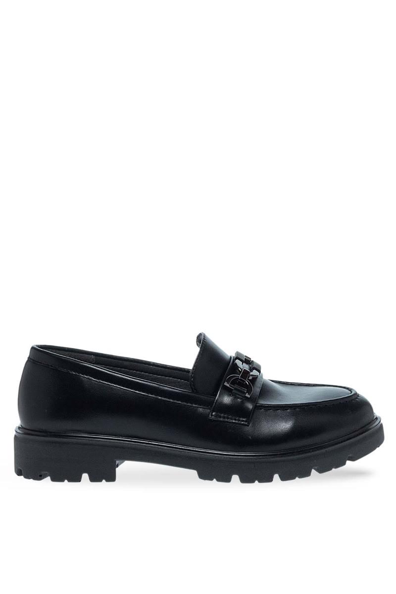 Γυναικεία loafers Parex με μεταλλικό chain διακοσμητικό και χαμηλή chunky σόλα