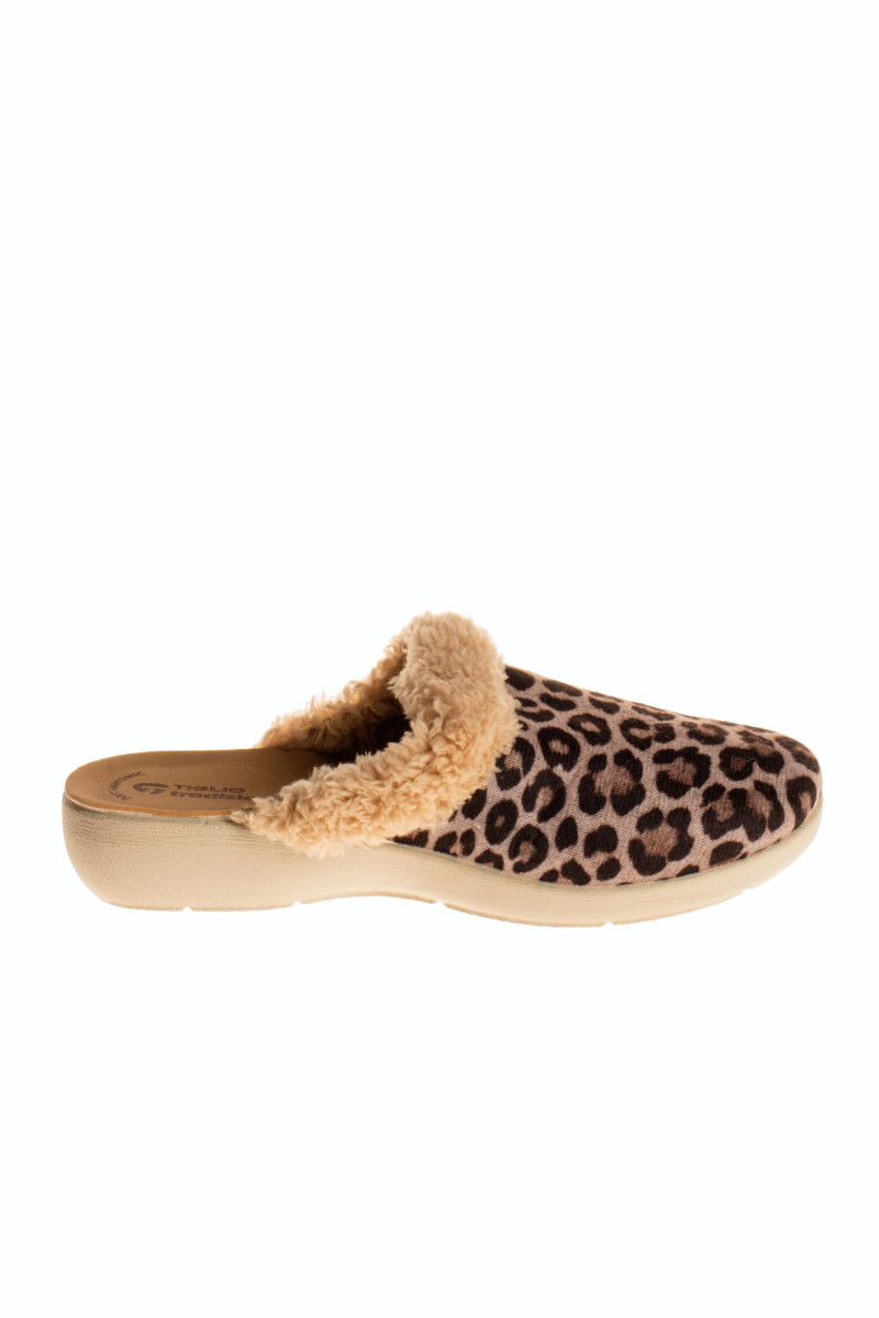 Tiglio χειμερινές γυναικείες παντόφλες μπεζ animal print με γούνινη λεπτομέρεια
