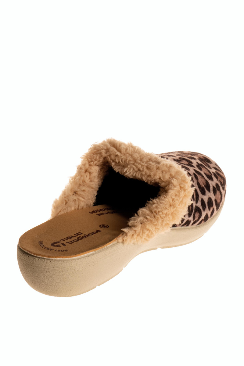 Tiglio χειμερινές γυναικείες παντόφλες μπεζ animal print με γούνινη λεπτομέρεια