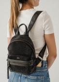Xti Backpack με εξωτερικές τσέπες που κλείνουν με φερμουάρ 395.184243