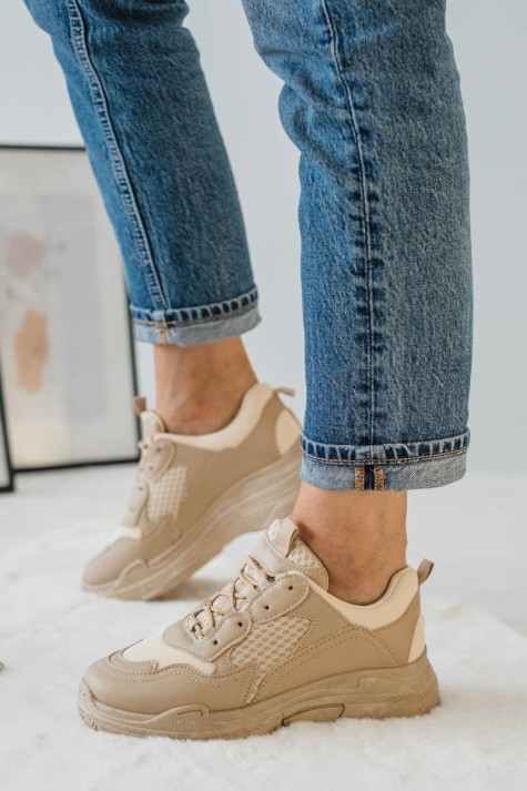 Chunky sneakers σε συνδυασμό υλικών 420.LY490-L