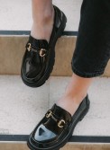 Λουστρίνι loafers με διακοσμητική αγκράφα 330.5520-10-LU