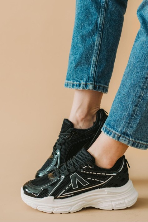 Chunky sneakers σε συνδυασμό υλικών 330.LY671-L