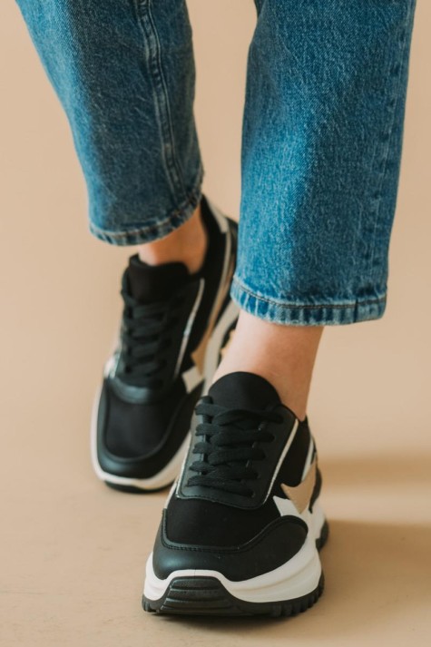 Chunky sneakers με ιδιαίτερη σόλα 330.LY580-L