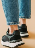 Chunky sneakers σε συνδυασμό χρωμάτων 330.LY585-L