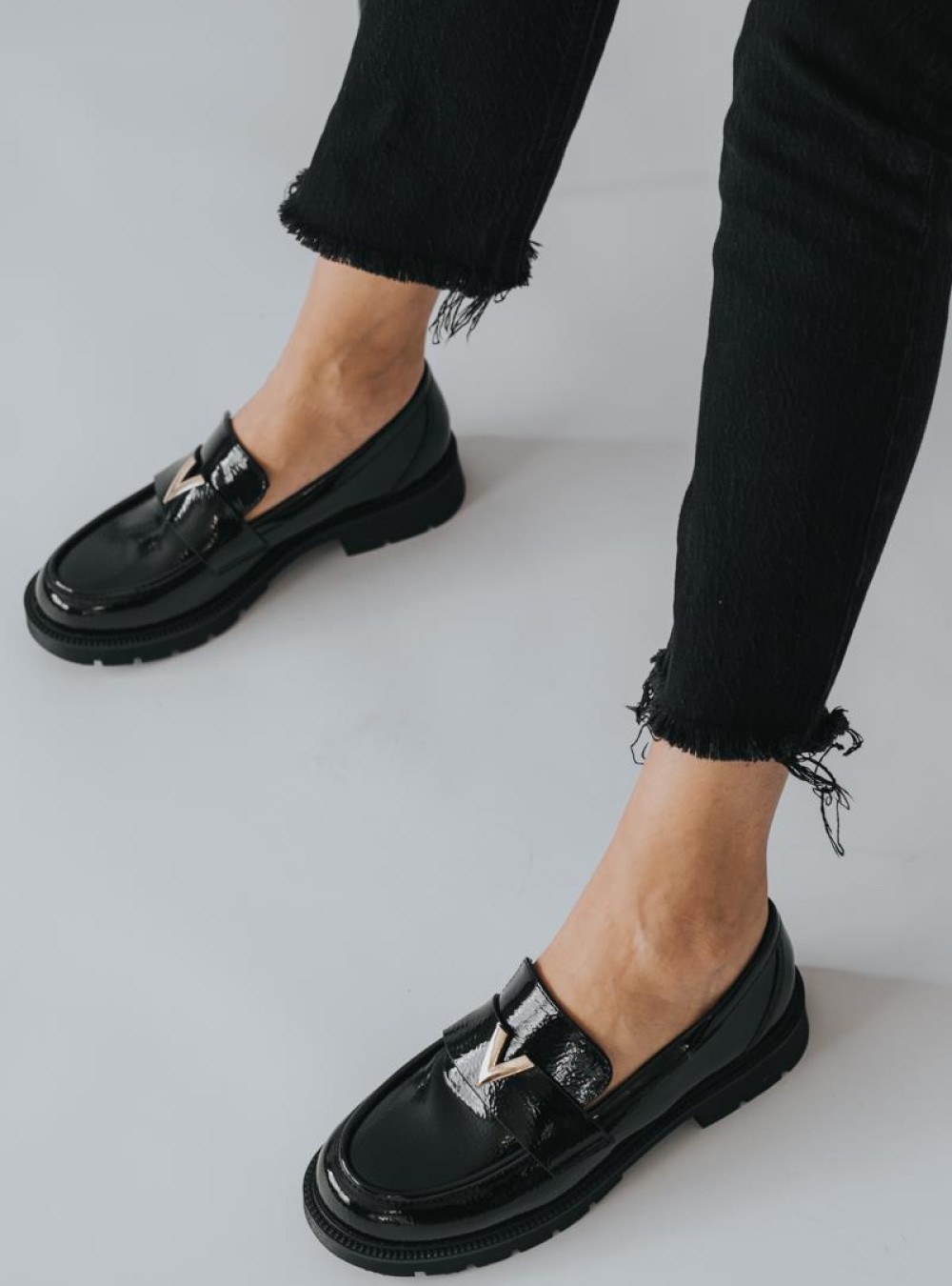 ADAMS Loafers λουστρίνι με διακοσμητικό V 004.848-23527-LU ΜΑΥΡΟ ADAMS Loafers λουστρίνι με διακοσμητικό V 004.848-23527-LU ΜΑΥΡΟ