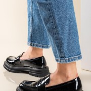 Λουστρίνι loafers με τρακτερωτή σόλα 431.OM2209-LU ΜΑΥΡΟ Λουστρίνι loafers με τρακτερωτή σόλα 431.OM2209-LU ΜΑΥΡΟ