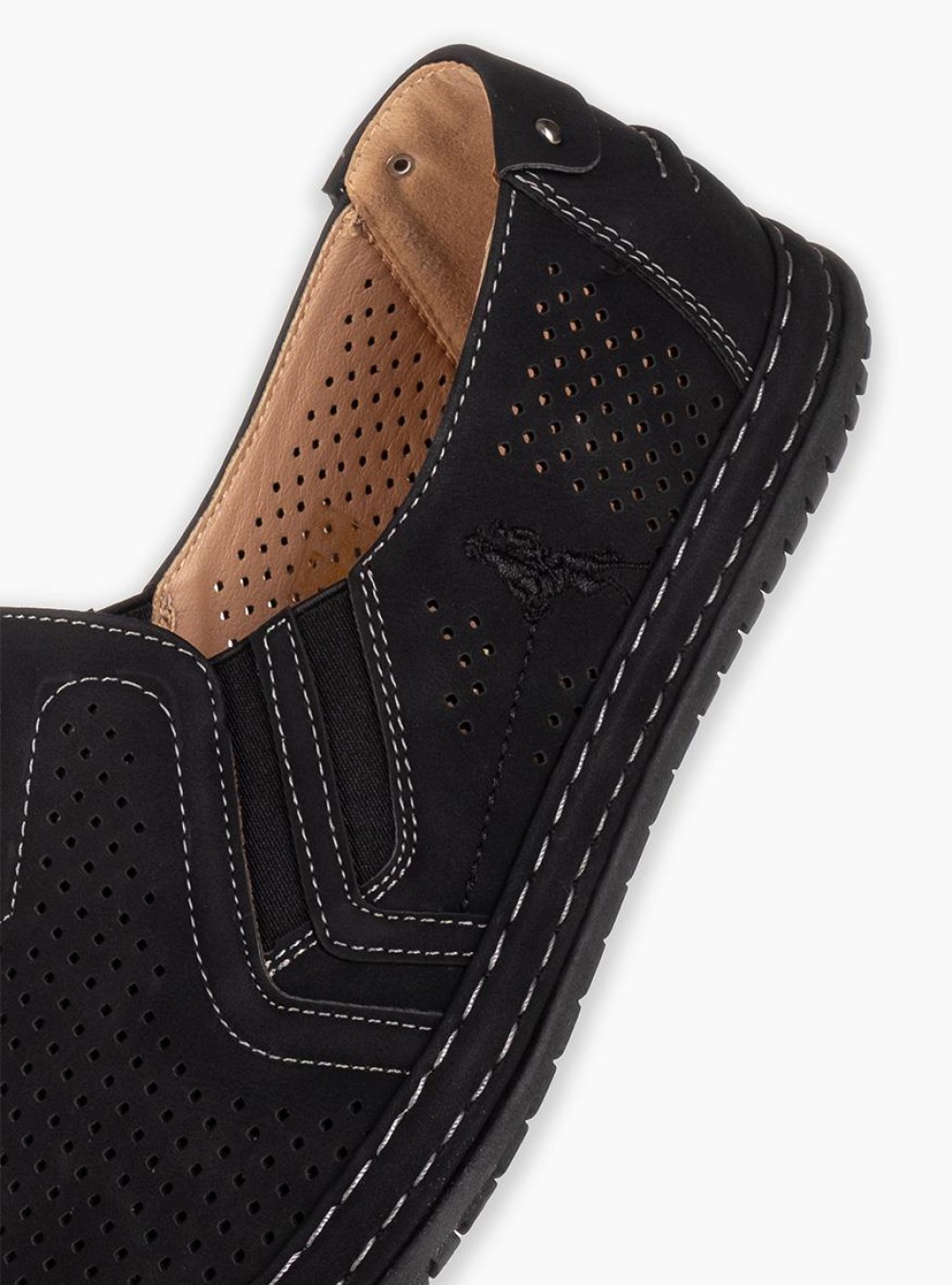 Ανδρικό slip-on casual 330.7703-NU ΜΑΥΡΟ Ανδρικό slip-on casual 330.7703-NU ΜΑΥΡΟ