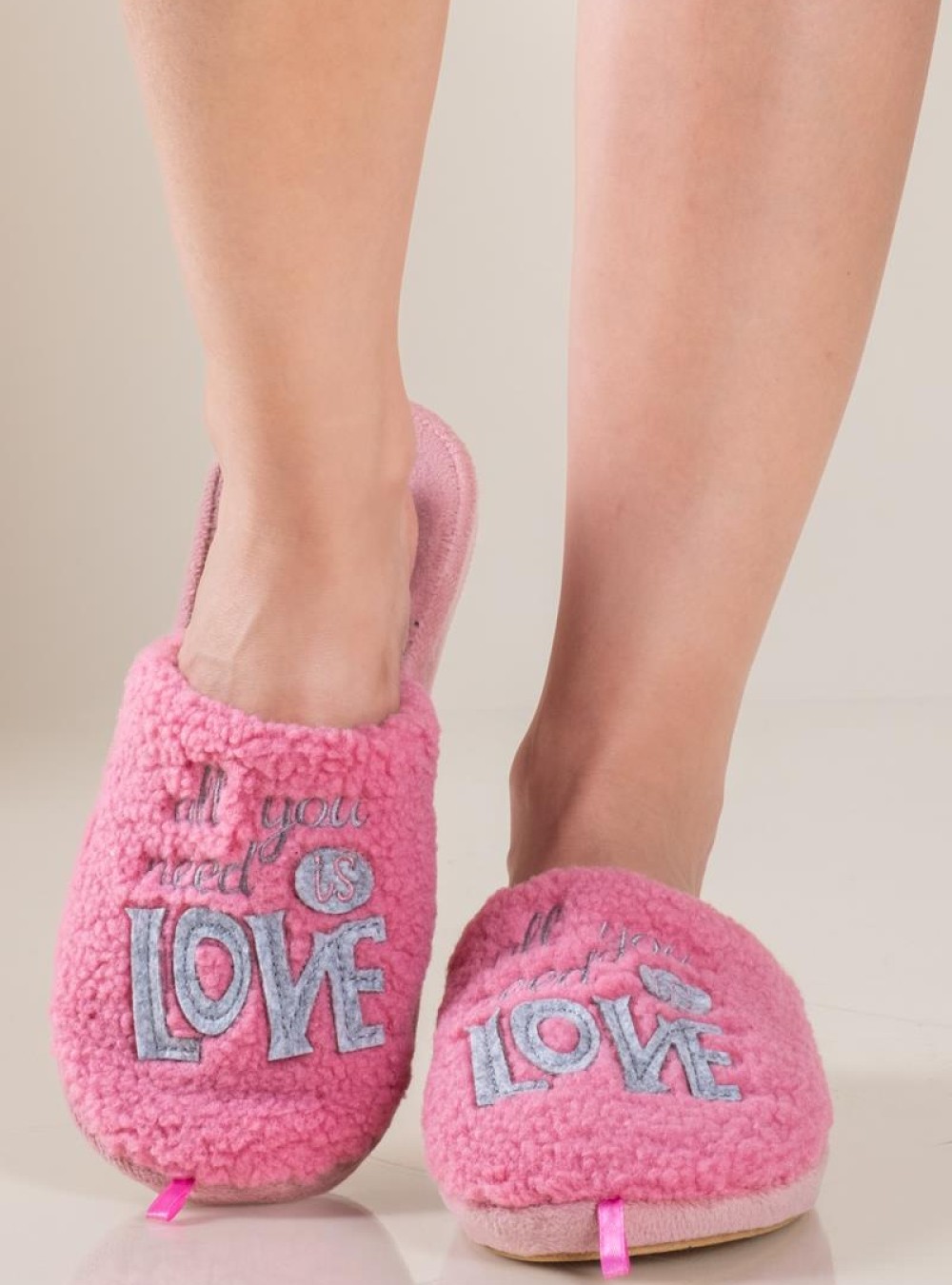 Γυναικείες παντόφλες LOVE 202.41/088-F ΡΟΖ Γυναικείες παντόφλες LOVE 202.41/088-F ΡΟΖ